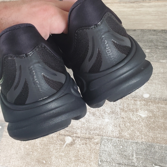 Hoka One One Bondi 9 Shoes Mens Size 10.5 Triple Black 1162011-BBLC NEW NWOB - Picture 11 of 14